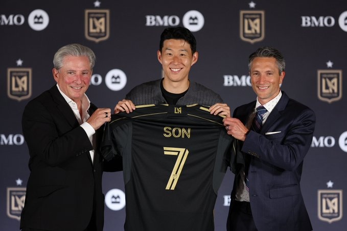 亚洲国王效应!儿子Heung的球衣卖出了150万件 以打破梅西的记录 影响了贝尔的5倍